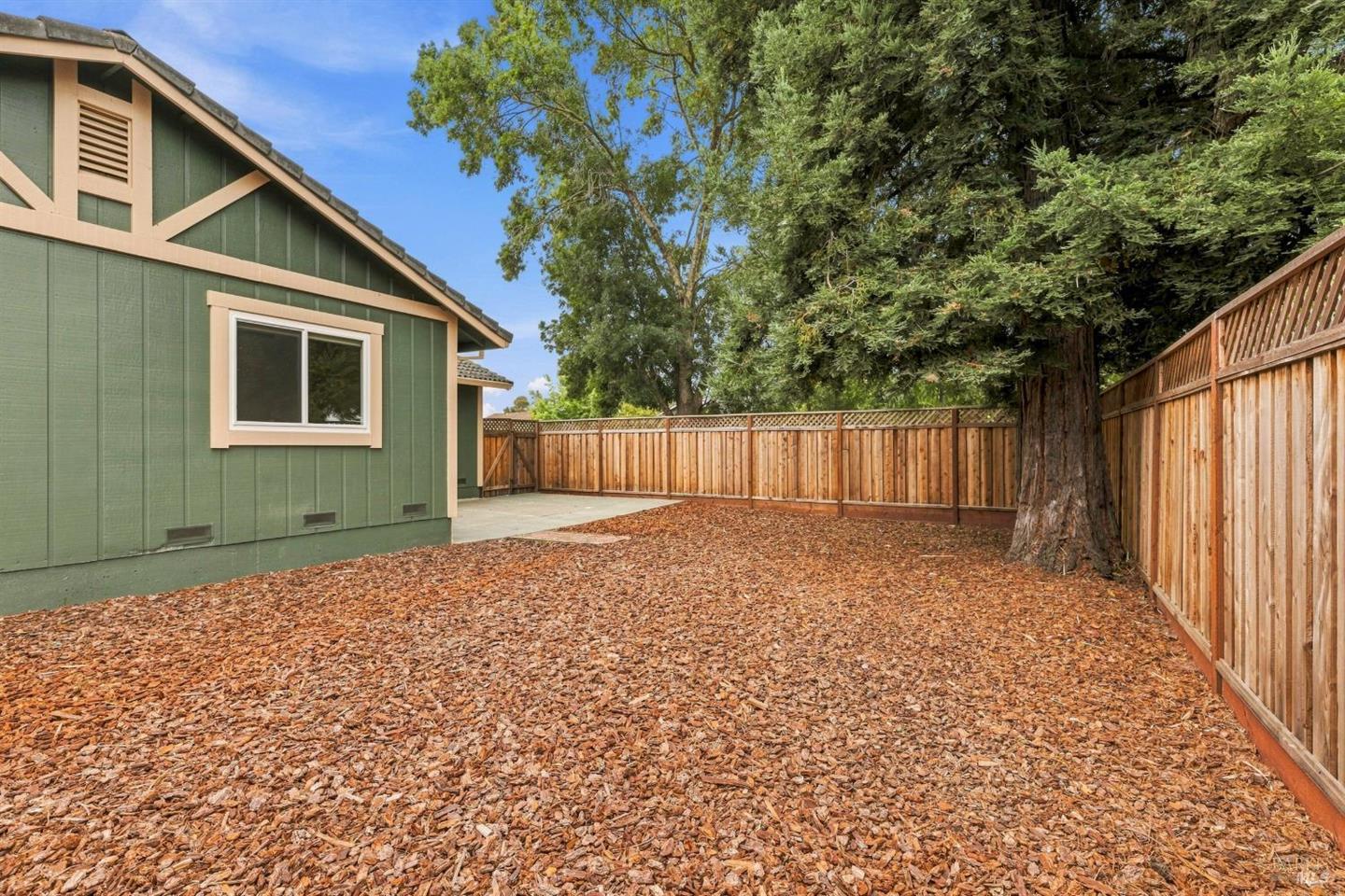 1101 Daniel Drive photo 30