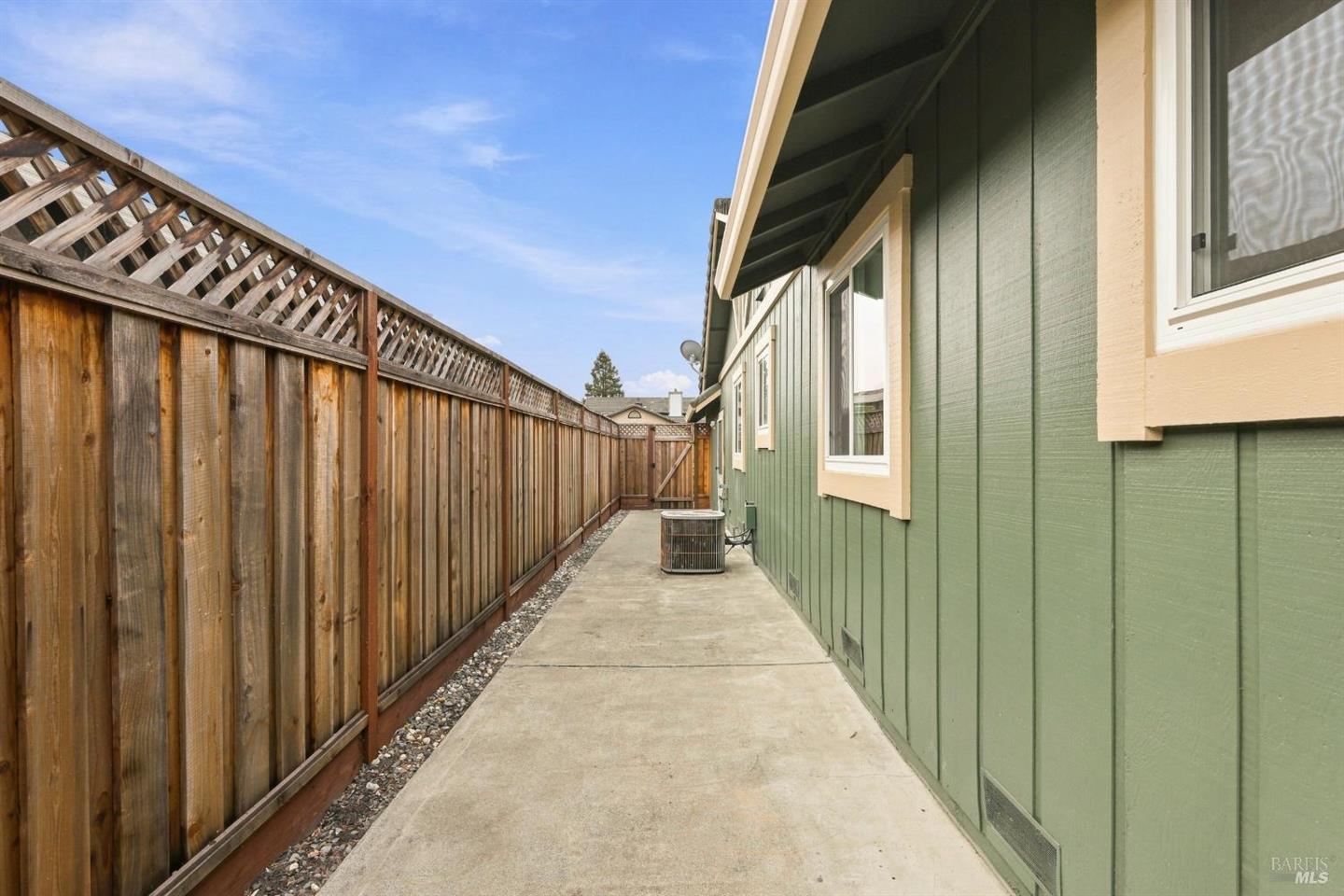1101 Daniel Drive photo 31