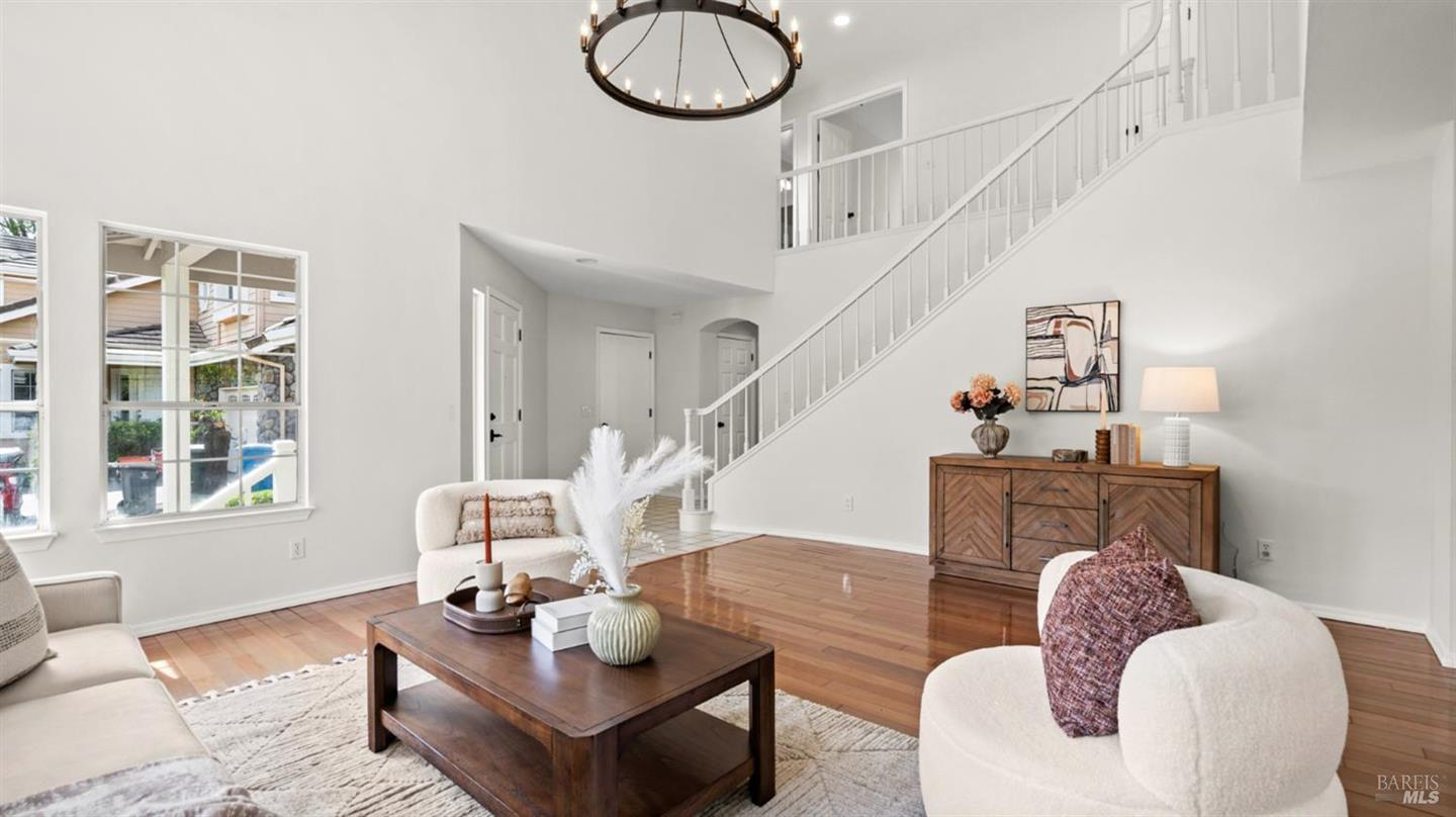1252 B Street photo 2