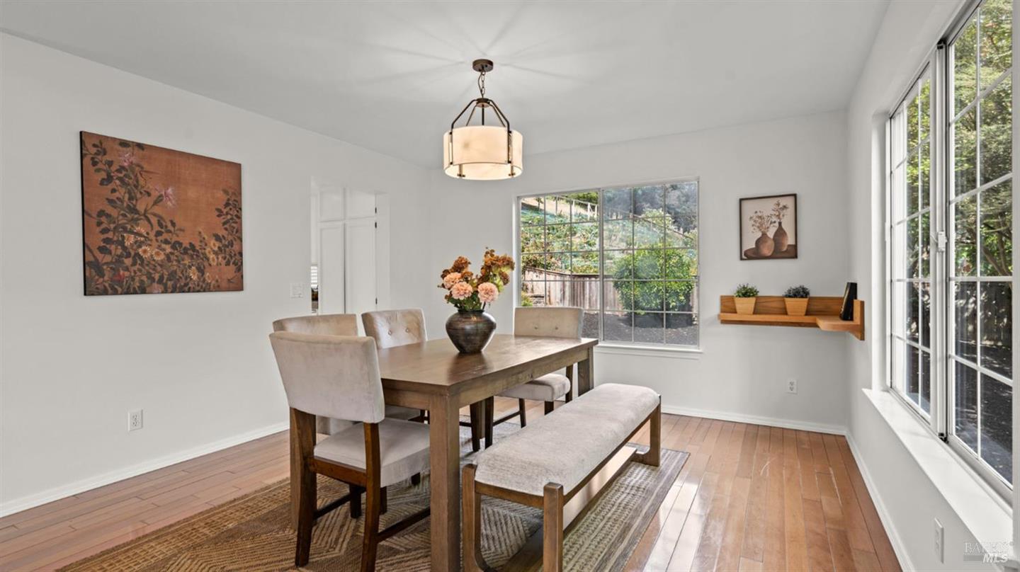 1252 B Street photo 3
