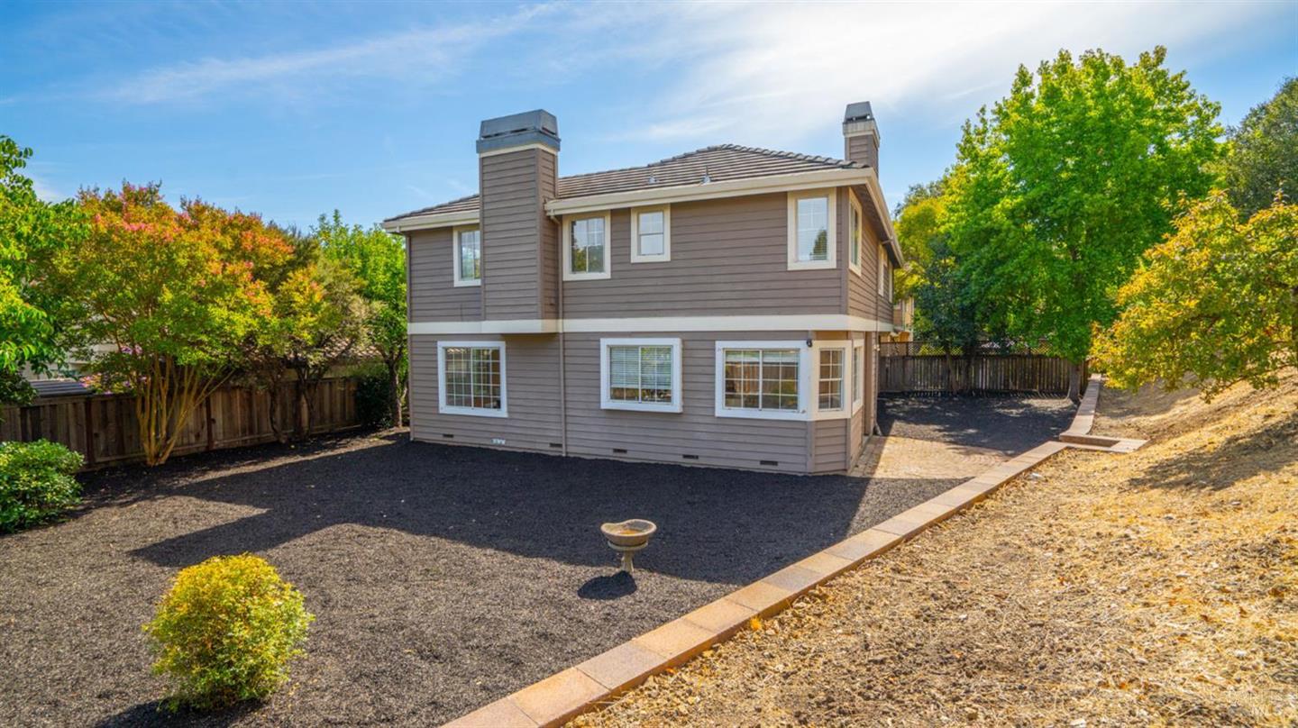 1252 B Street photo 9
