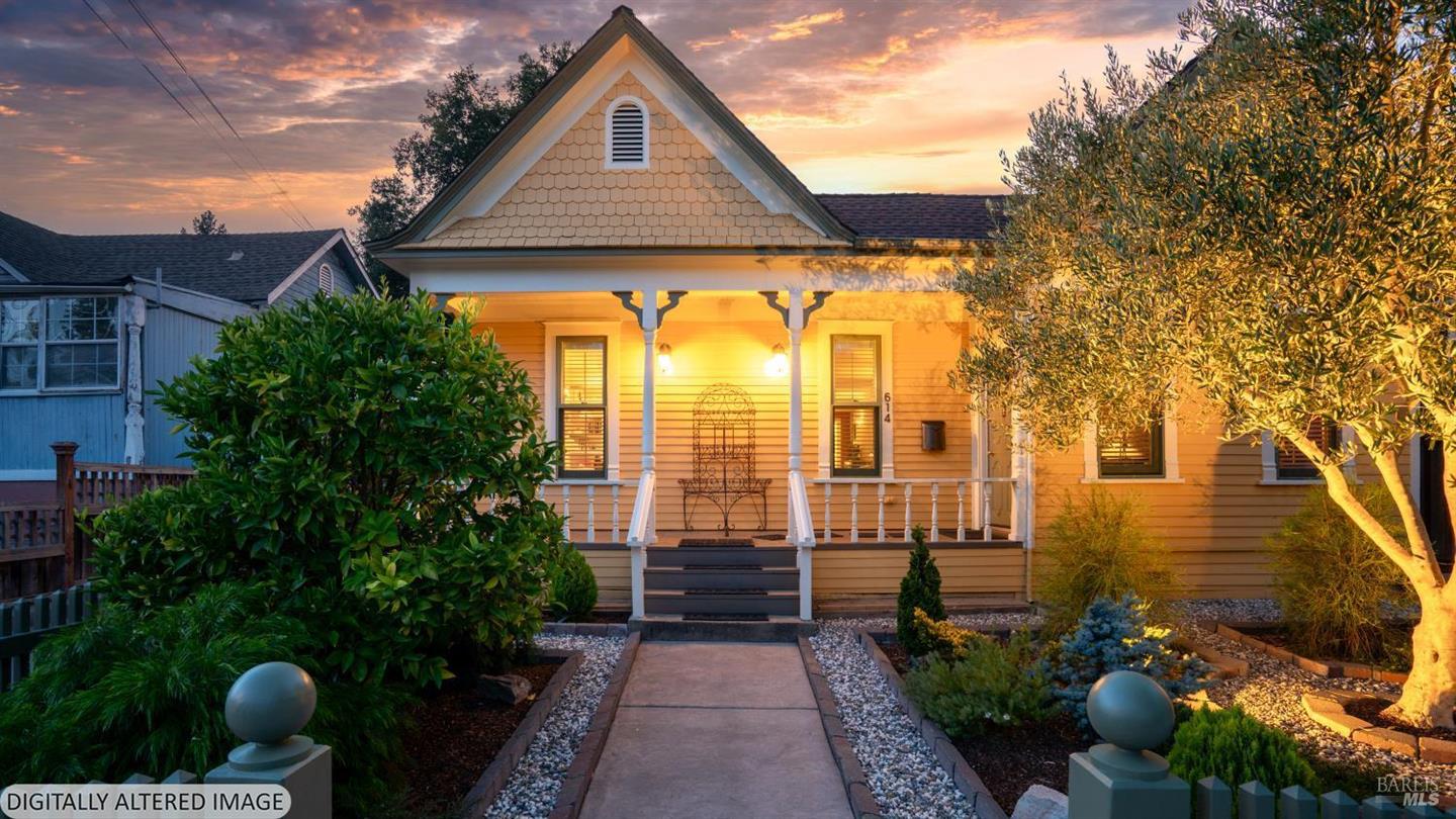 614 E Street, Petaluma