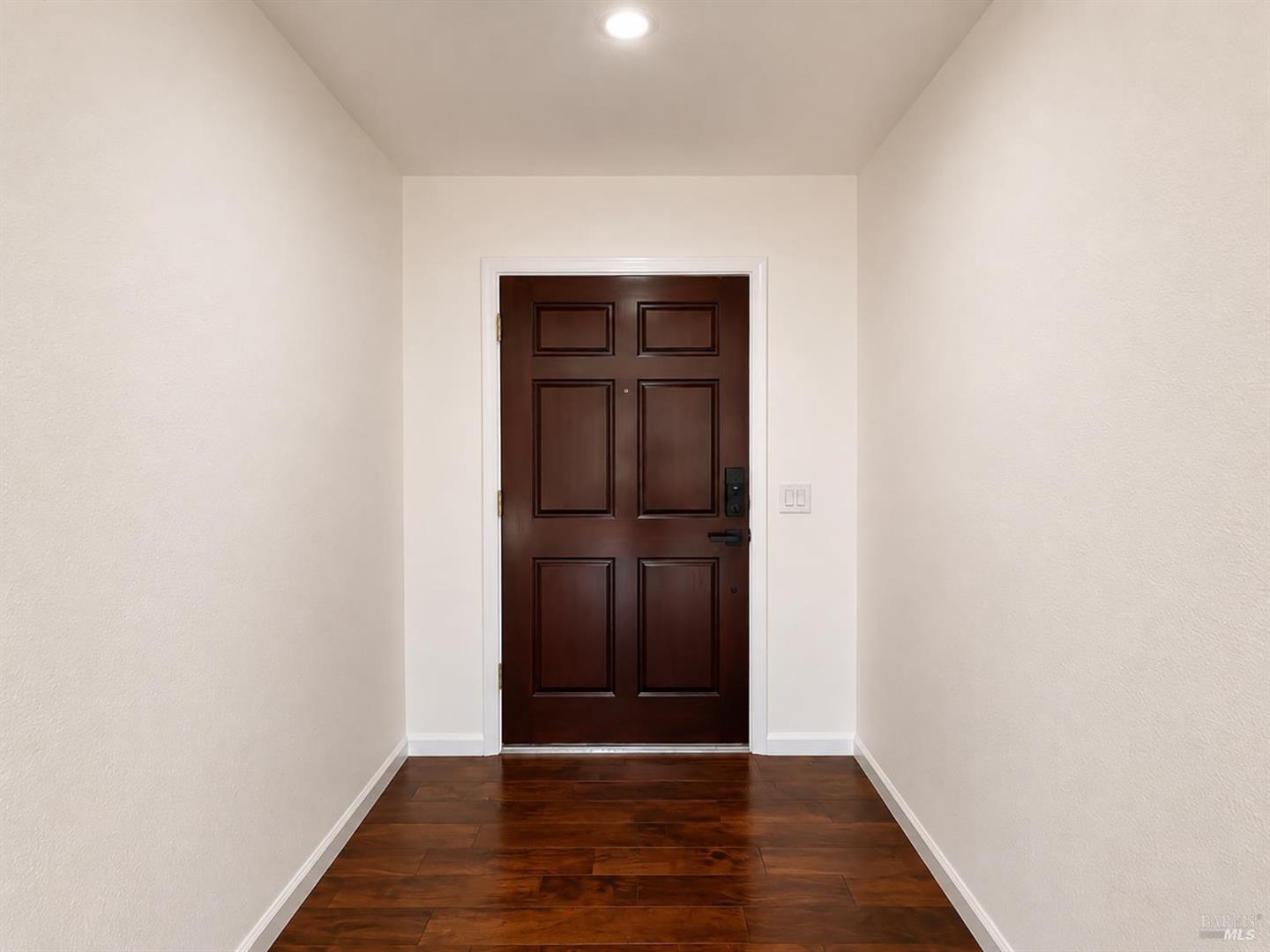 1641 E Madison Street photo 4