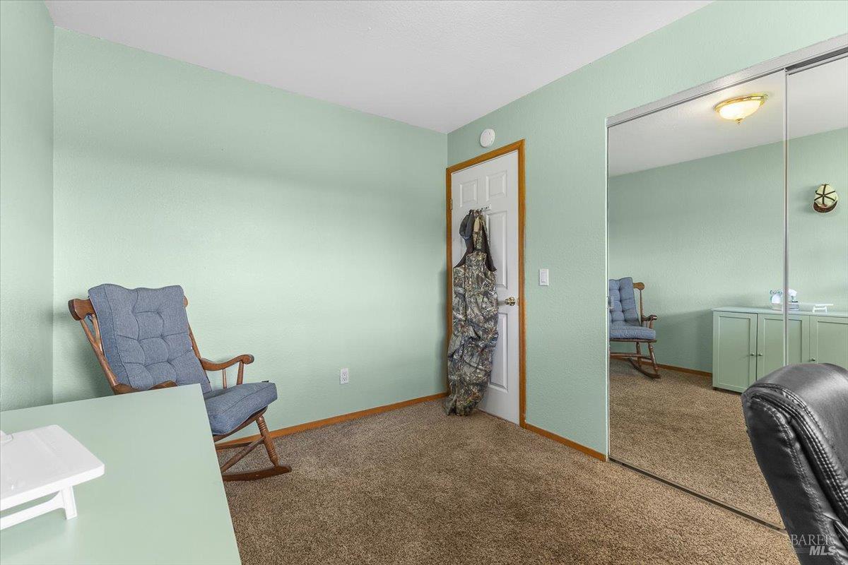 166 Davis Lane photo 19