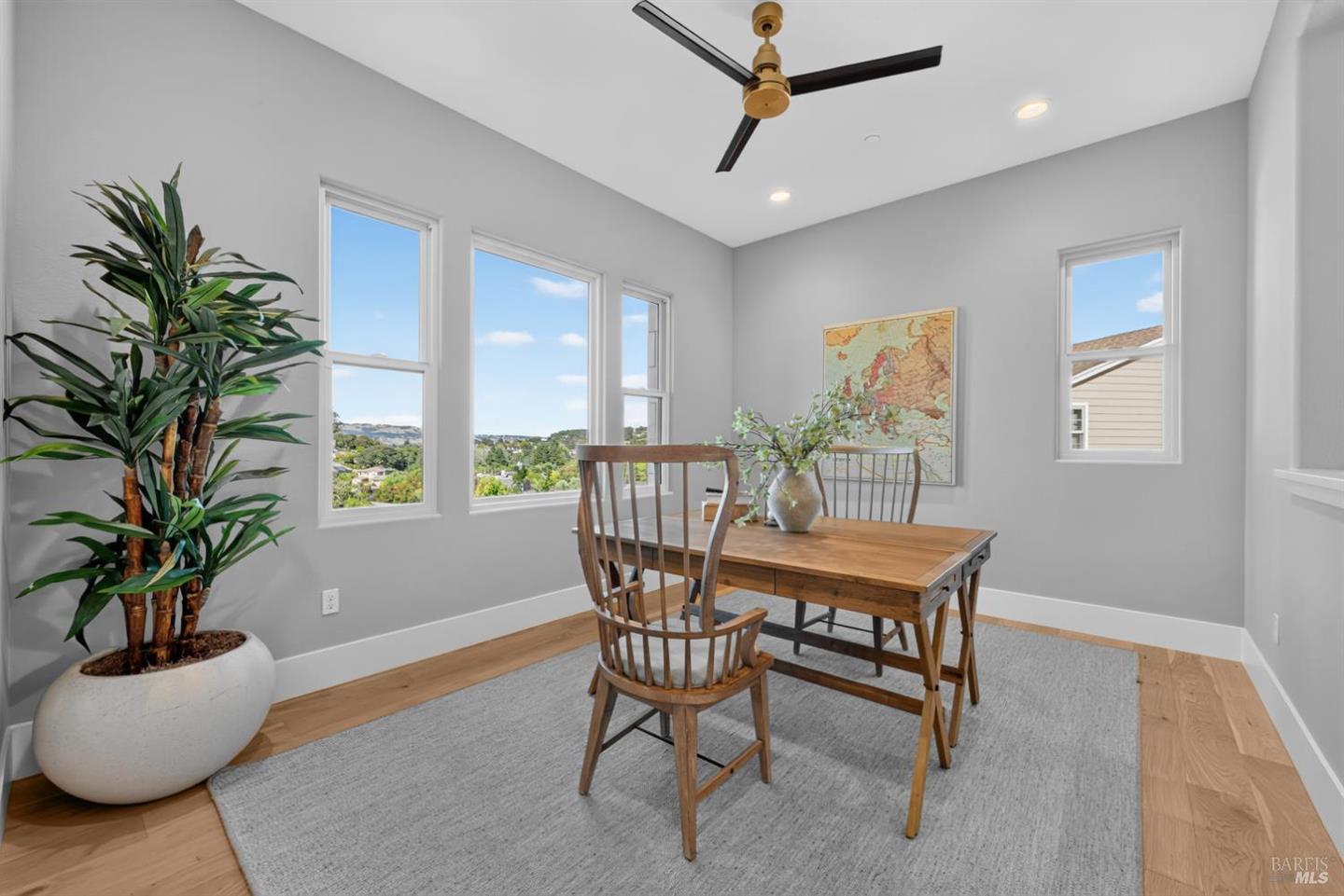 22 Oak Knoll Court photo 13