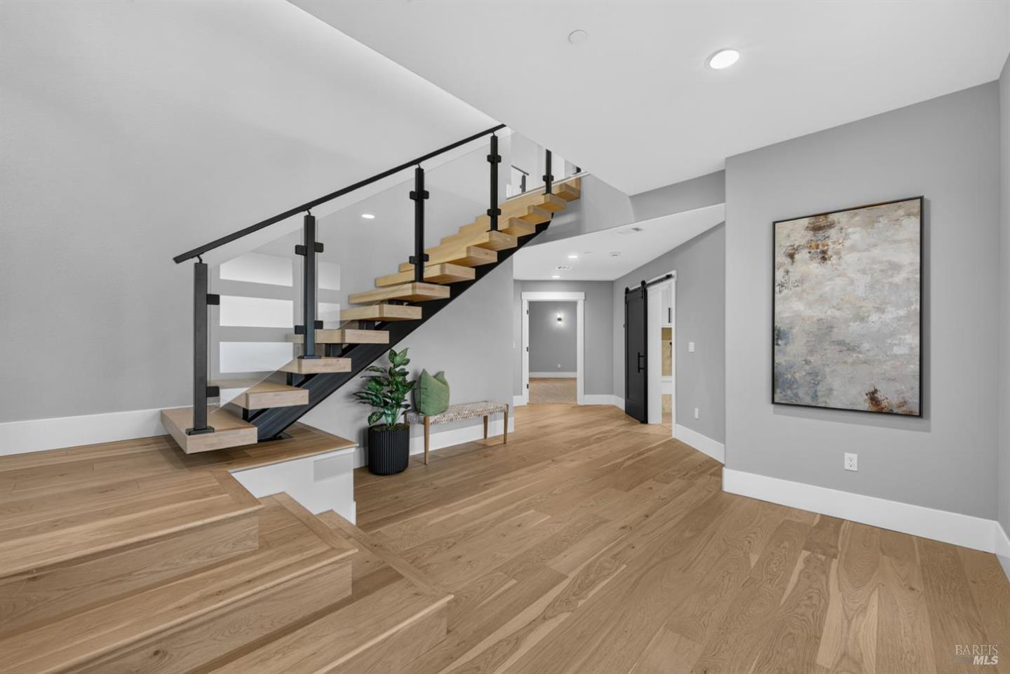 22 Oak Knoll Court photo 3