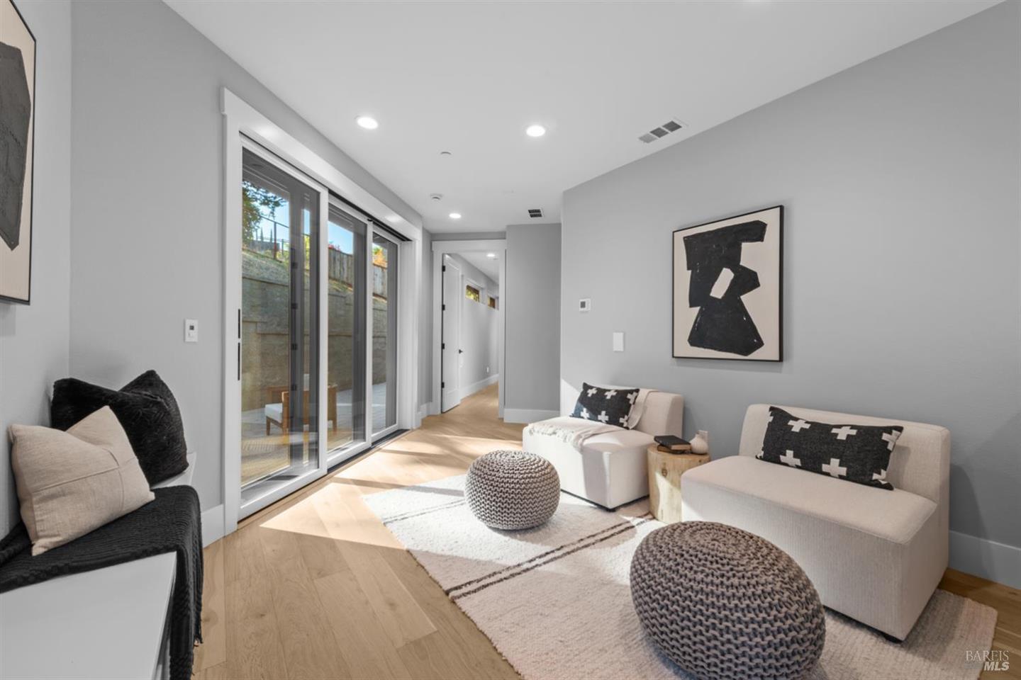 22 Oak Knoll Court photo 33