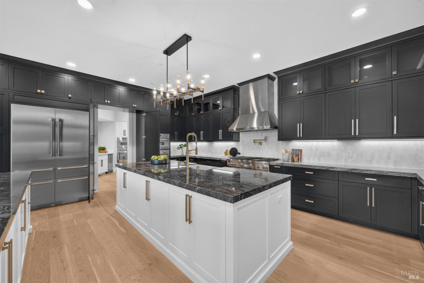 22 Oak Knoll Court photo 6