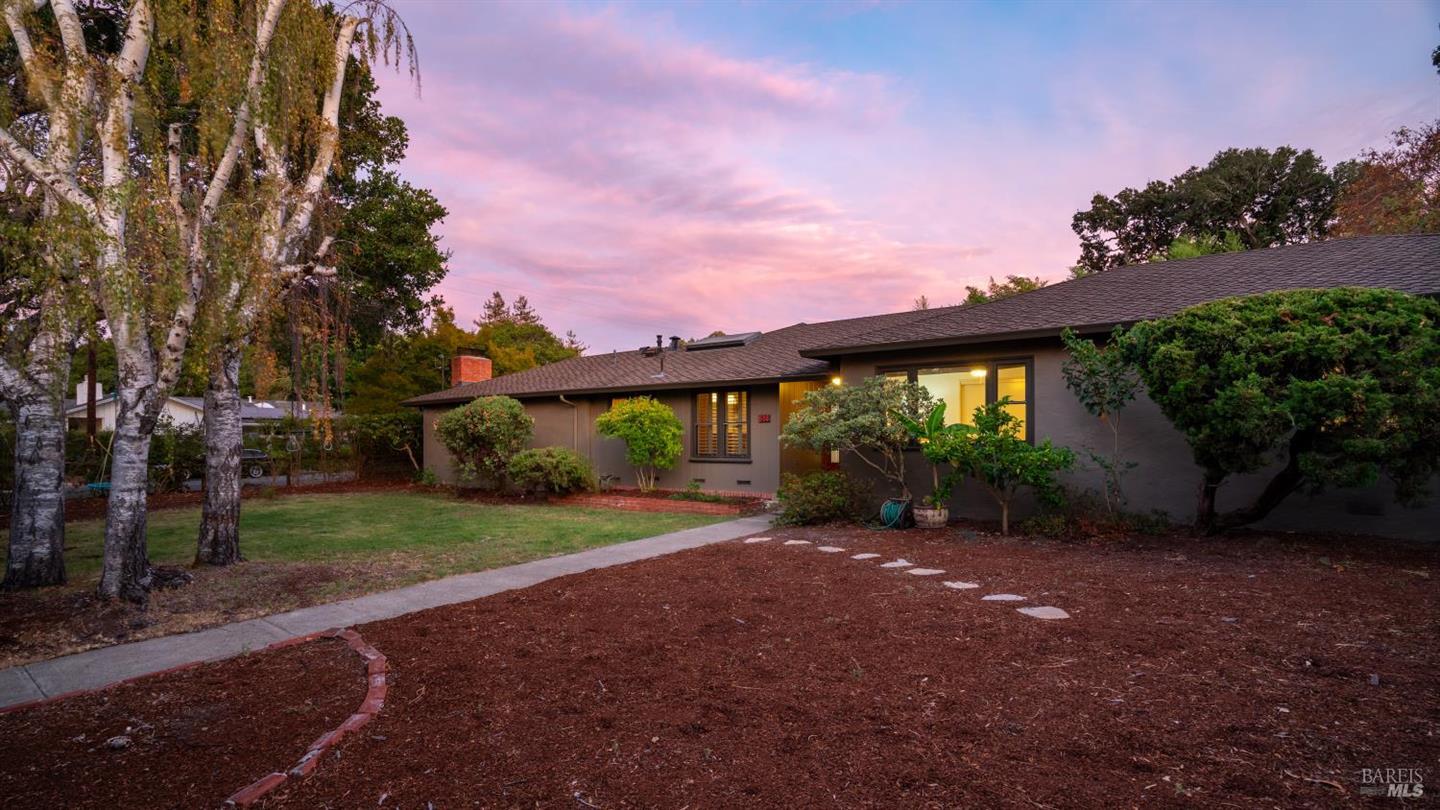 614 Deer Valley Court