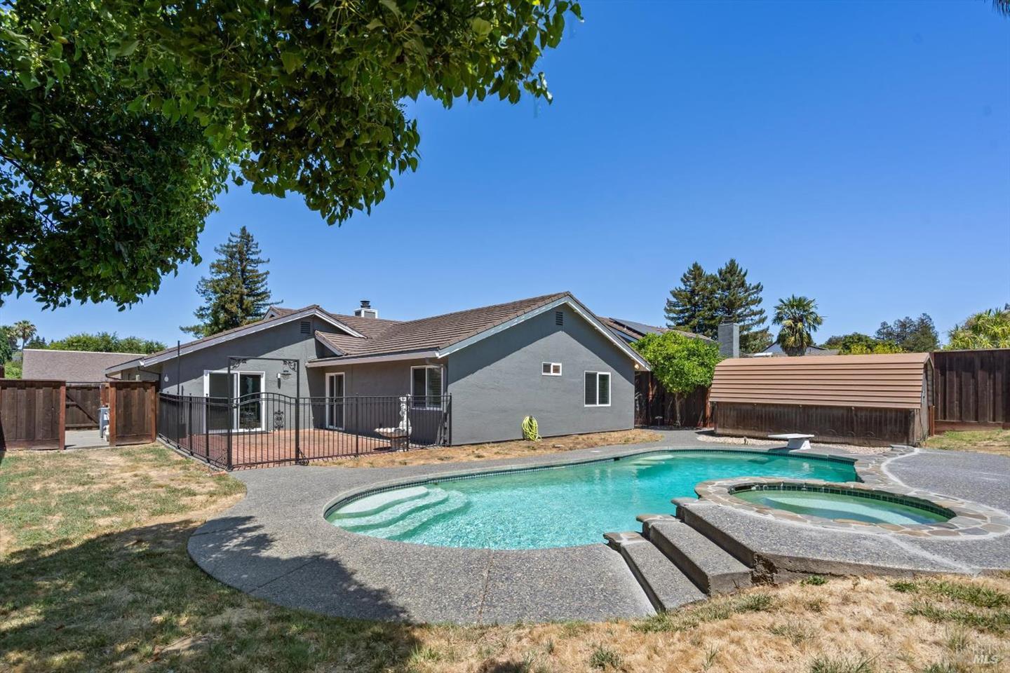 152 Rancho Bonito Circle photo 3