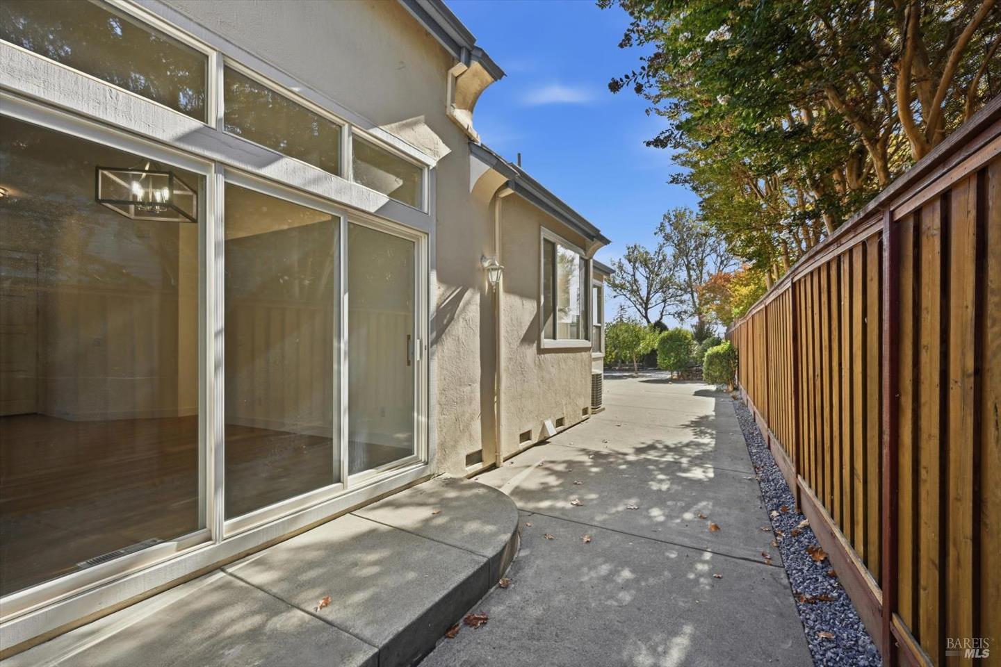 1834 Adobe Creek Drive photo 38