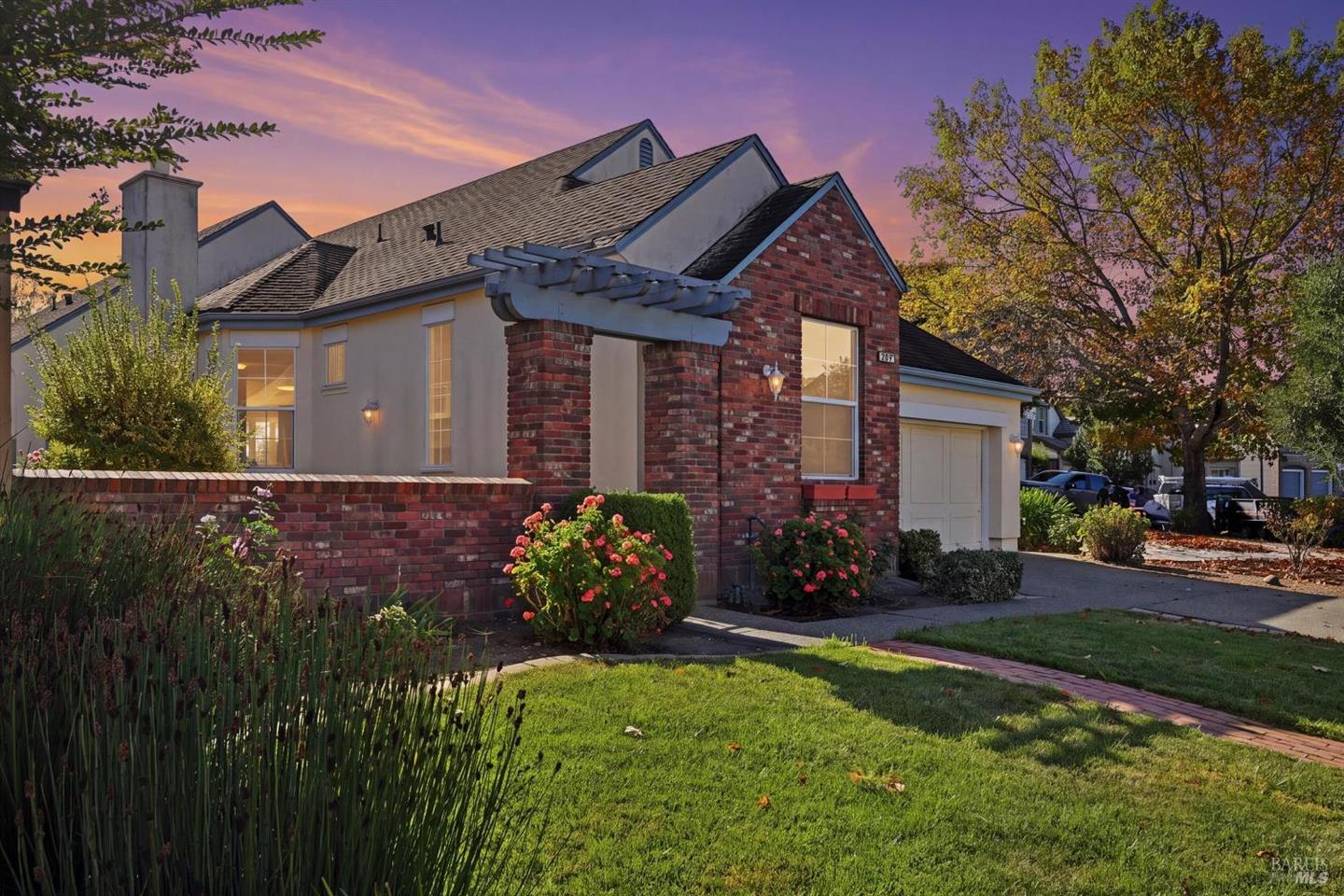 1834 Adobe Creek Drive photo 41