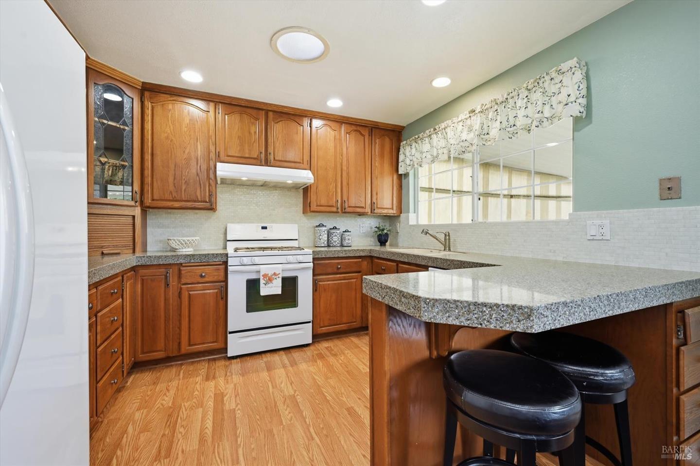 1657 Albin Way photo 11