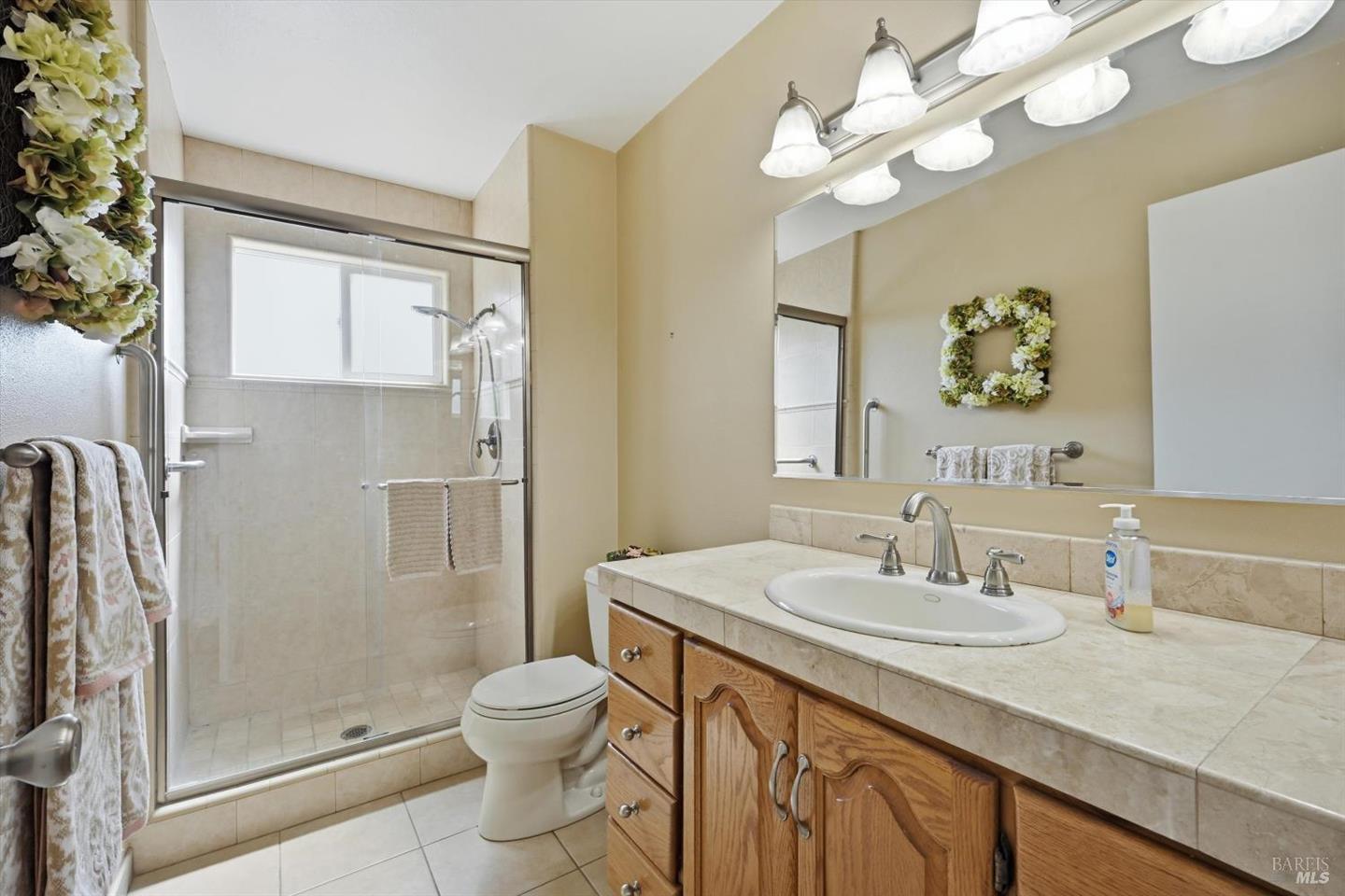 1657 Albin Way photo 20