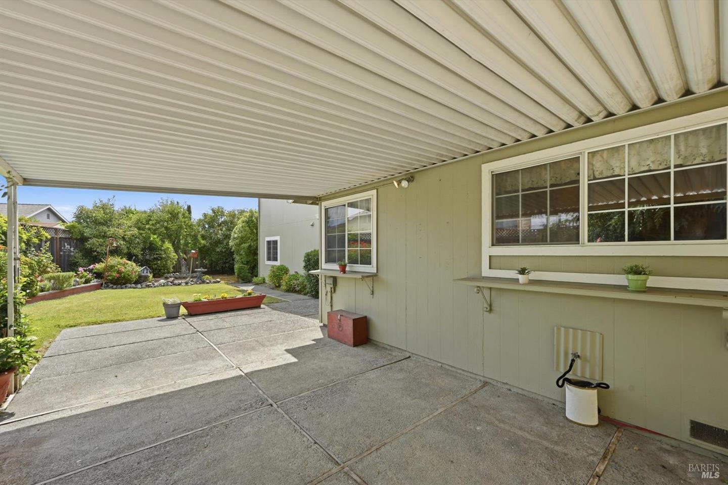 1657 Albin Way photo 36