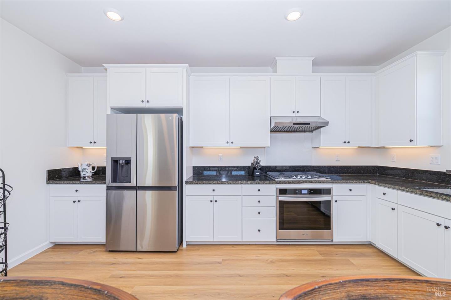 585 Sapphire Street photo 22