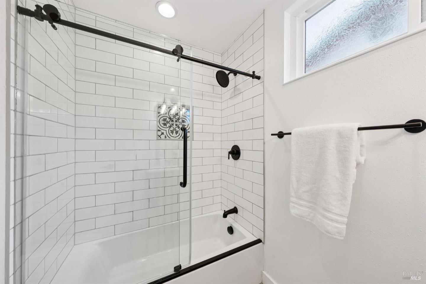 1549 Creekside Drive photo 37