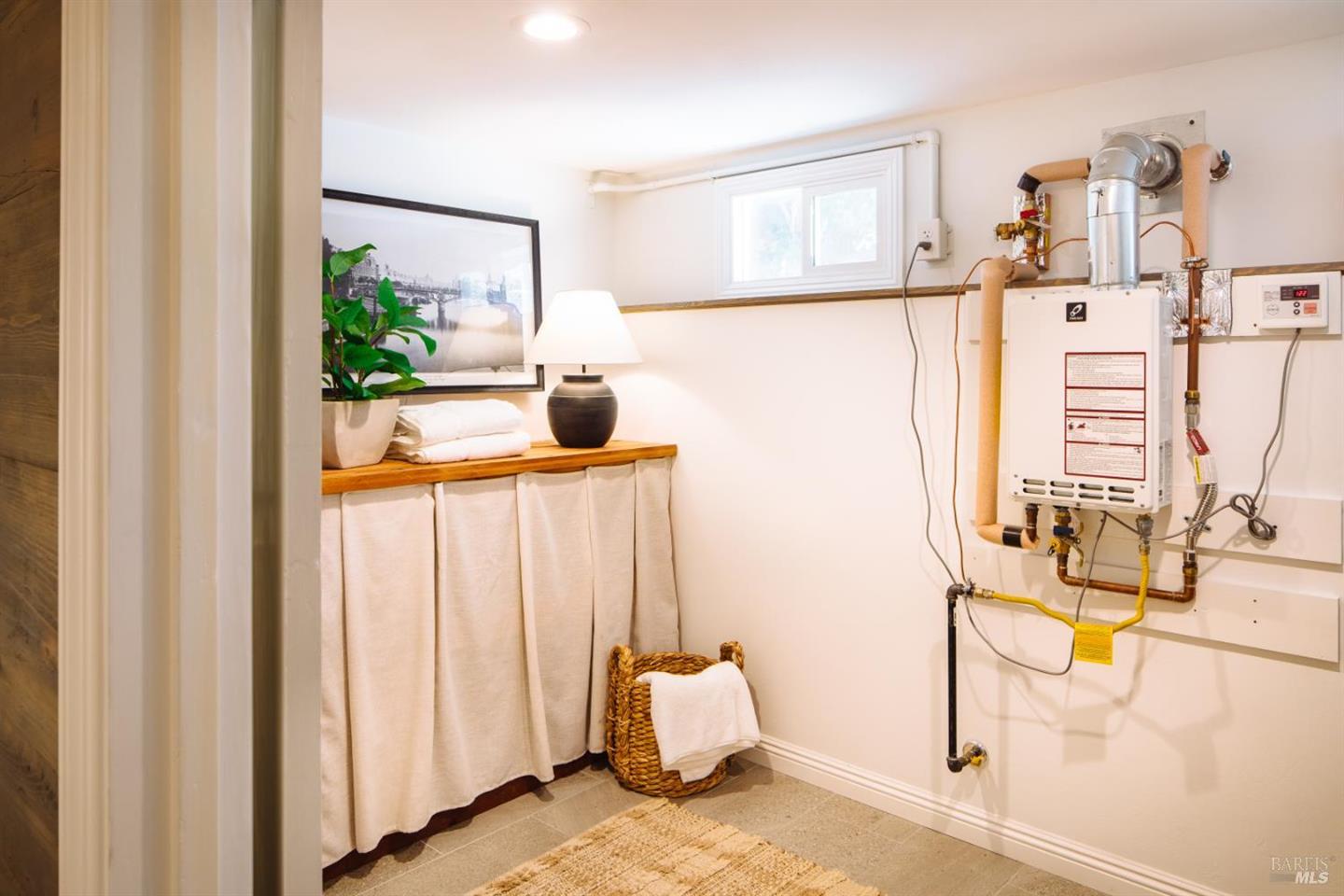 8 Cochrane Way photo 35