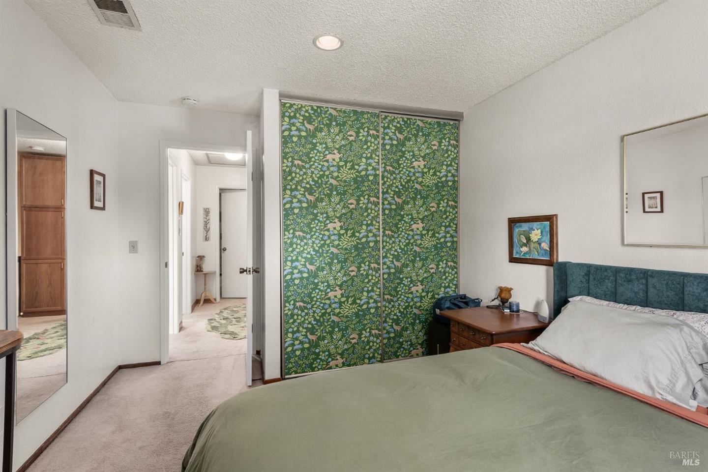 88 Park Place Drive photo 25