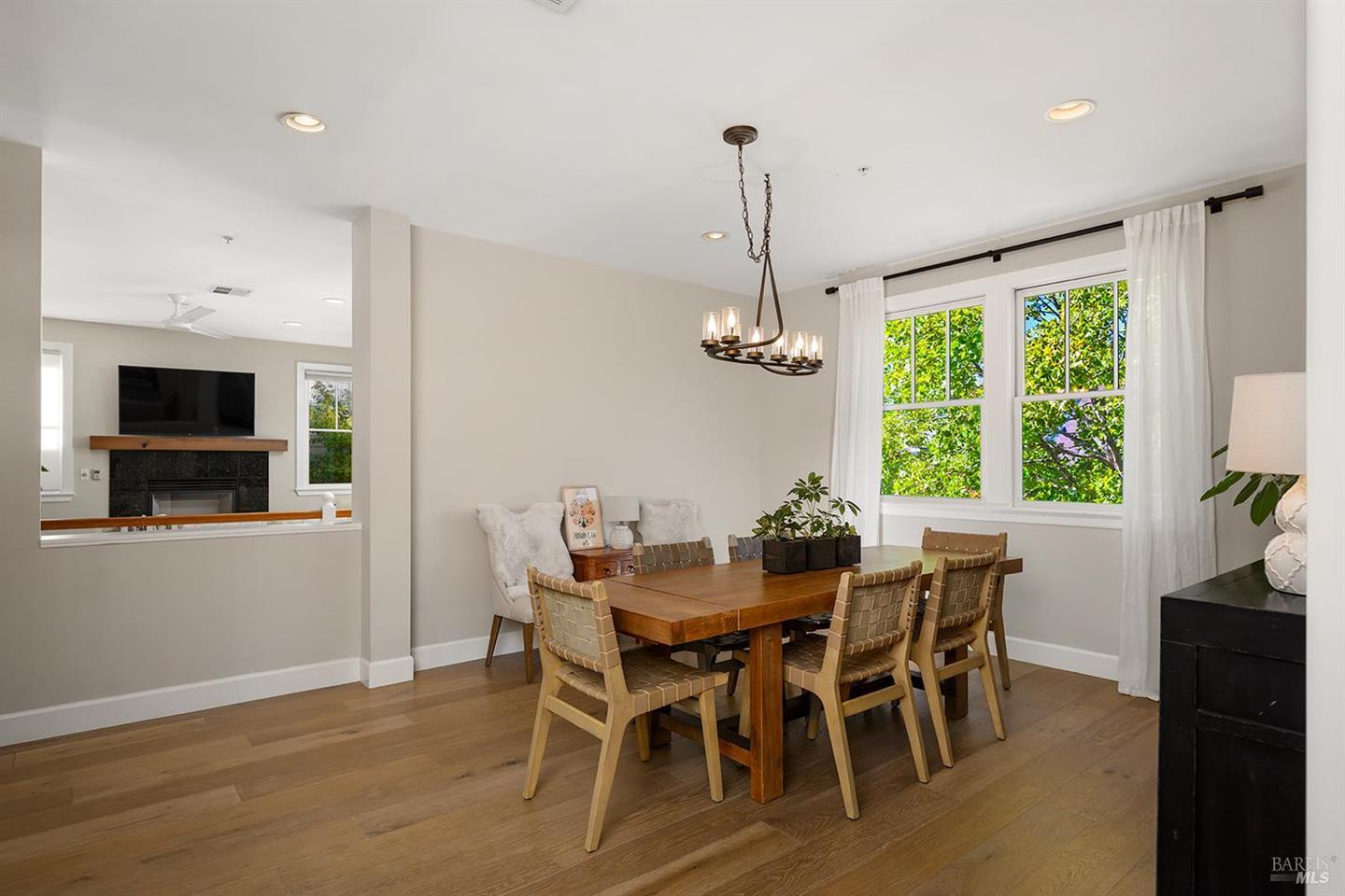 326 Liberty Street photo 18