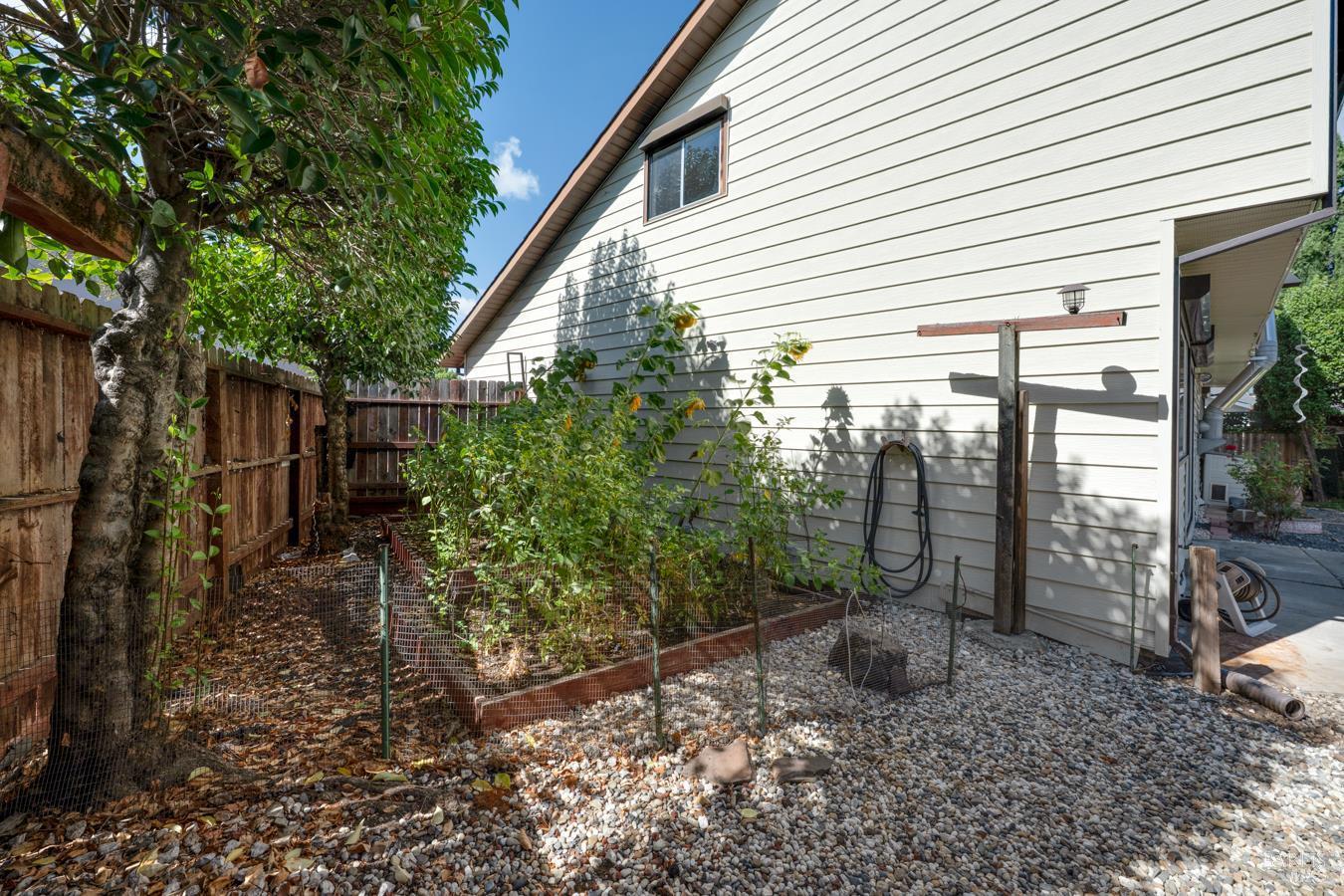 1008 Santa Clara Lane photo 34