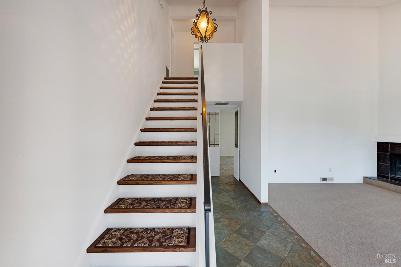 1008 Santa Clara Lane photo 7