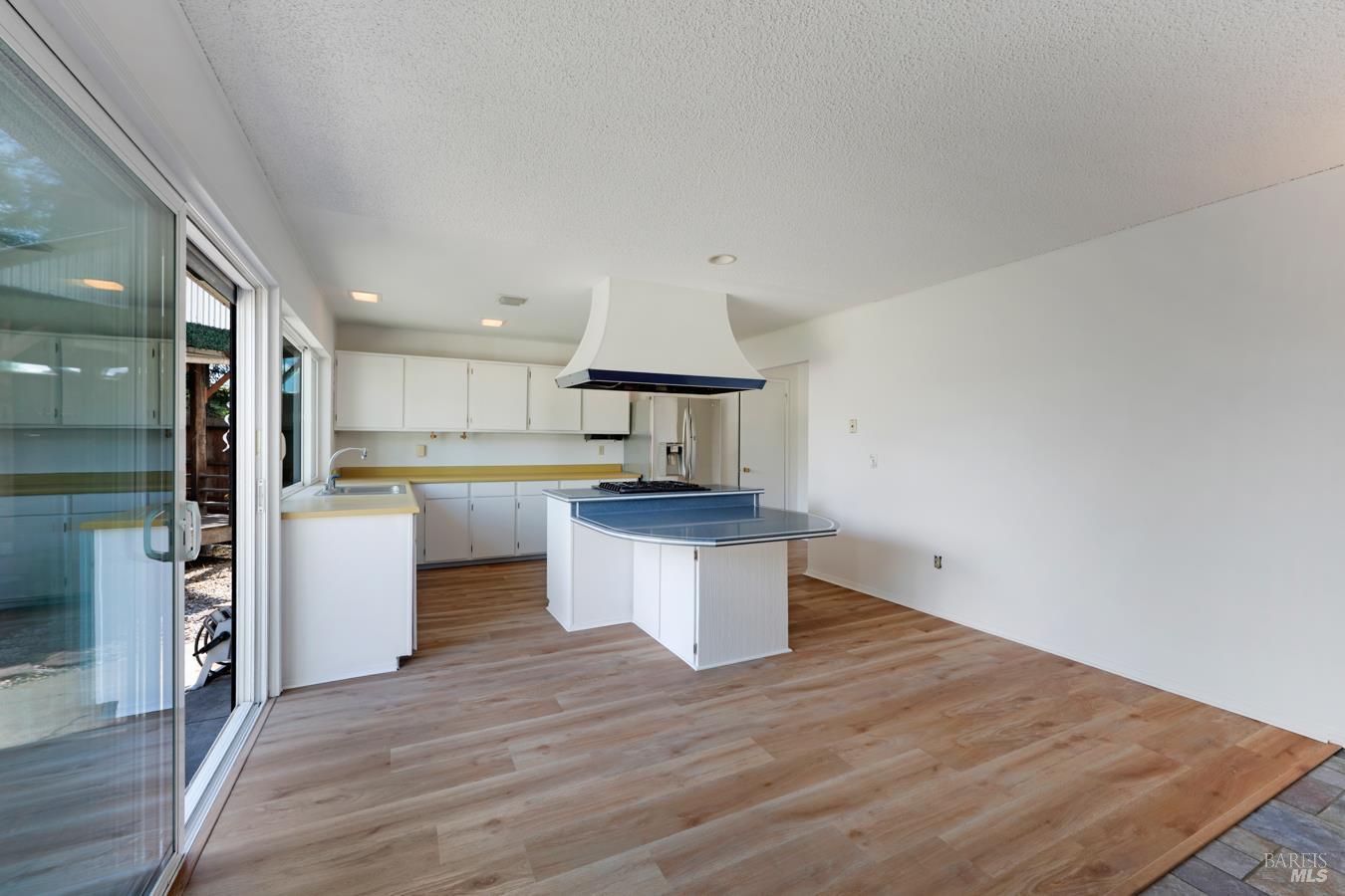 1008 Santa Clara Lane photo 10