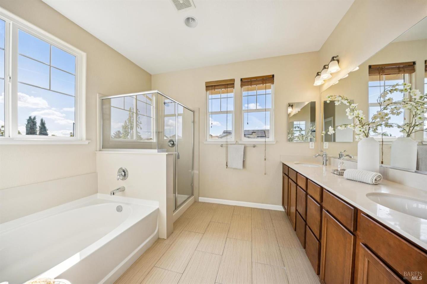 1688 Southview Drive photo 31