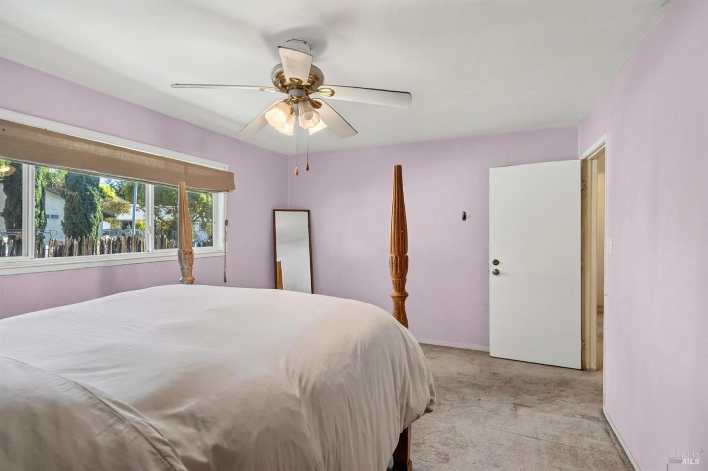 128 Burlington Drive photo 3