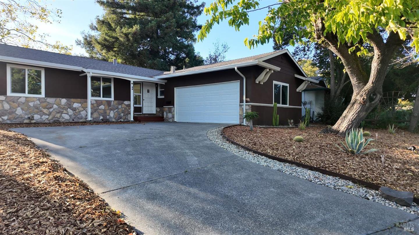 99 Rocca Drive, Petaluma, CA 94952/94954