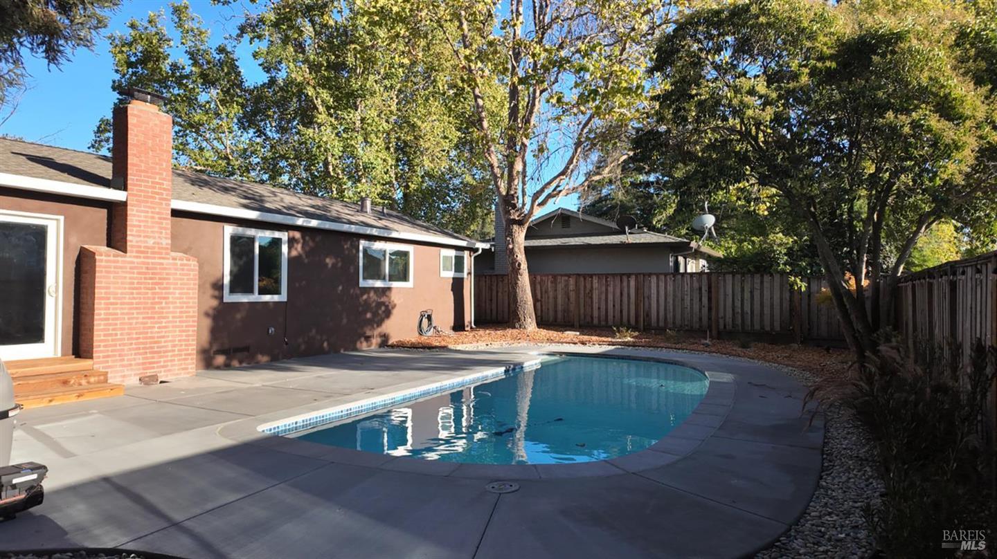 99 Rocca Drive photo 3