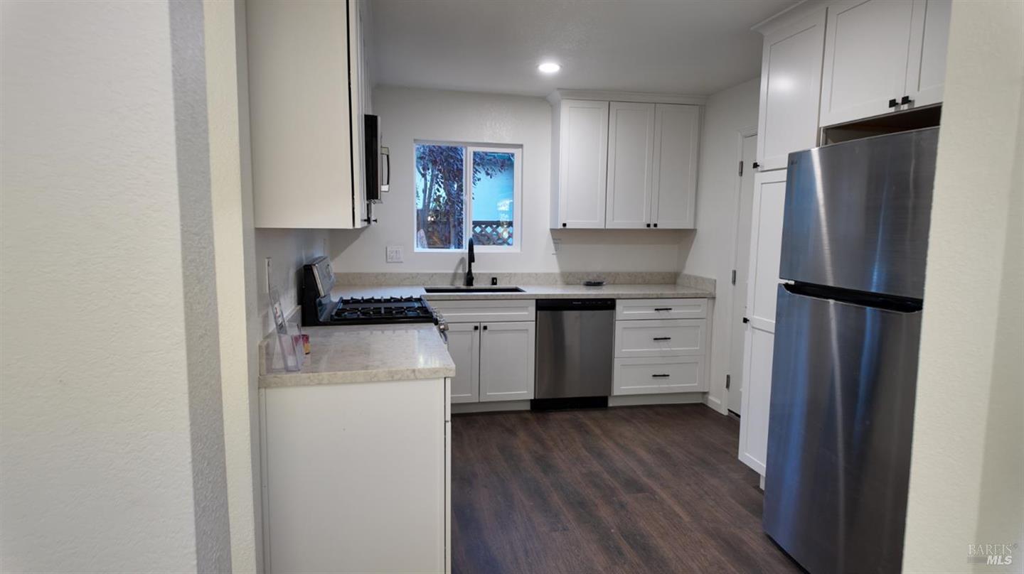 99 Rocca Drive photo 4