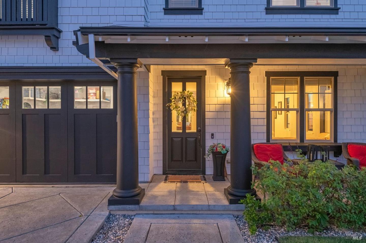 74 Rovina Lane photo 3