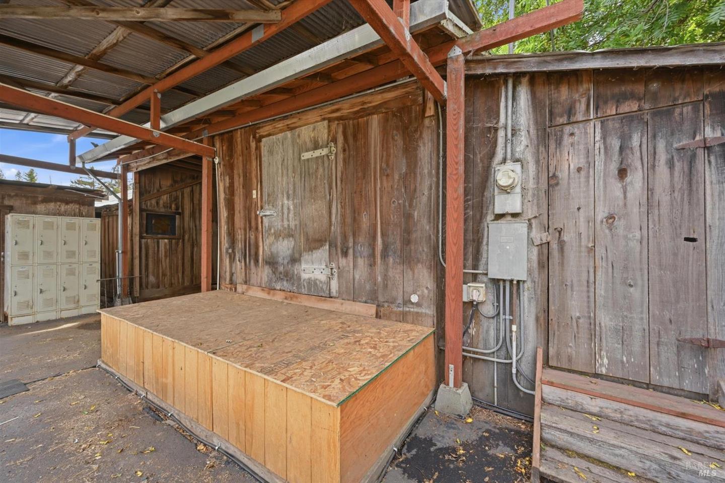 9317 Old Redwood Highway photo 32