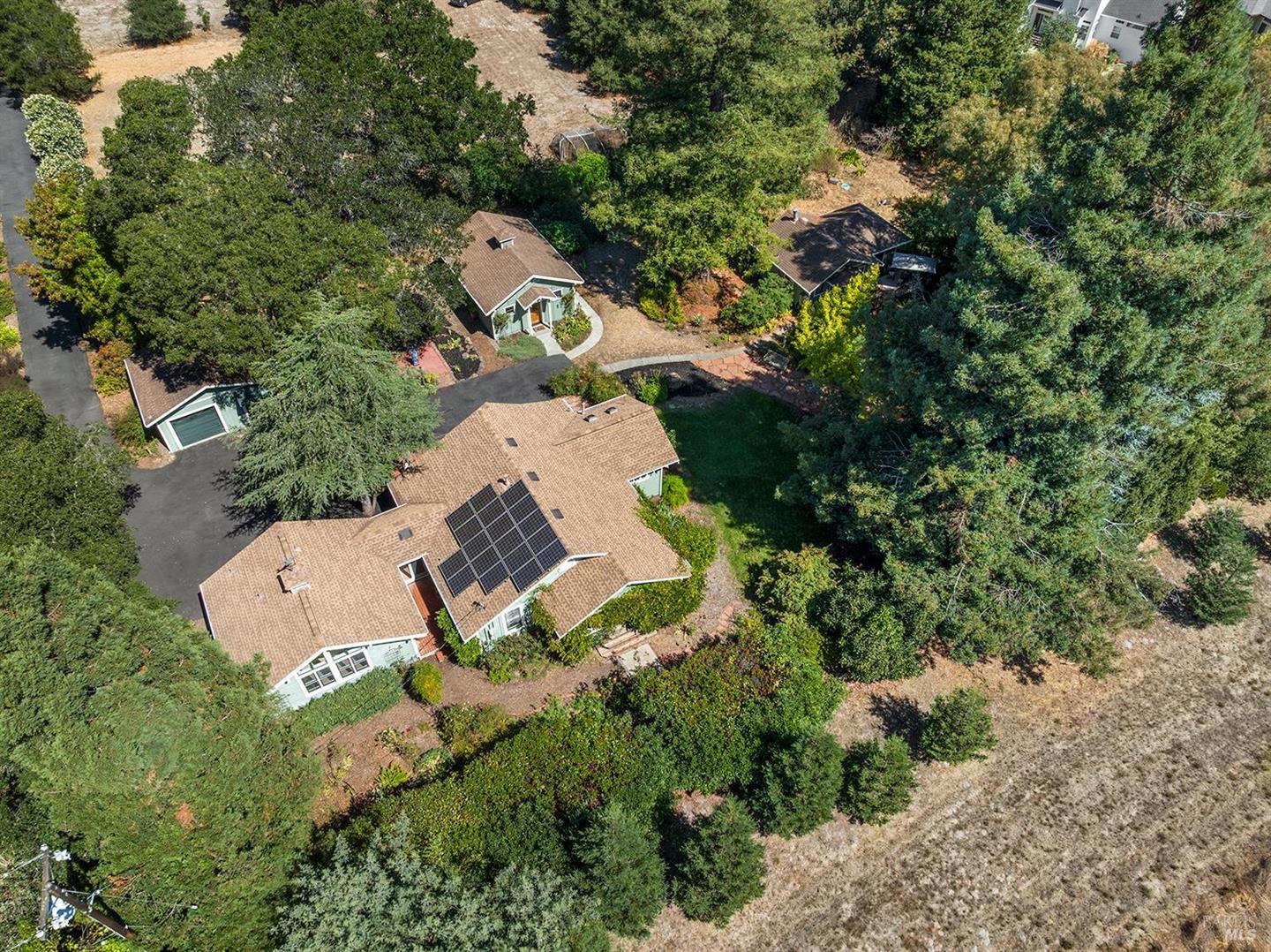 690 Palm Avenue photo 69
