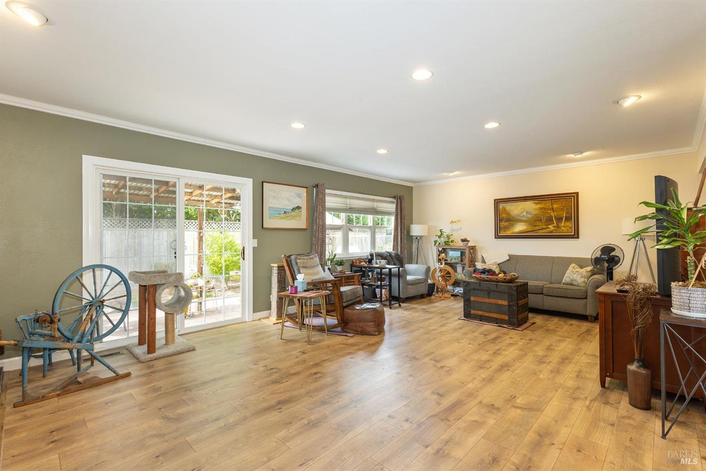204 Sutter Street photo 9