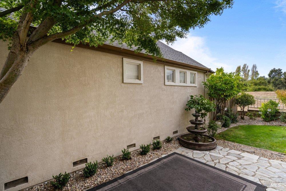 2010 Falcon Ridge Drive photo 46