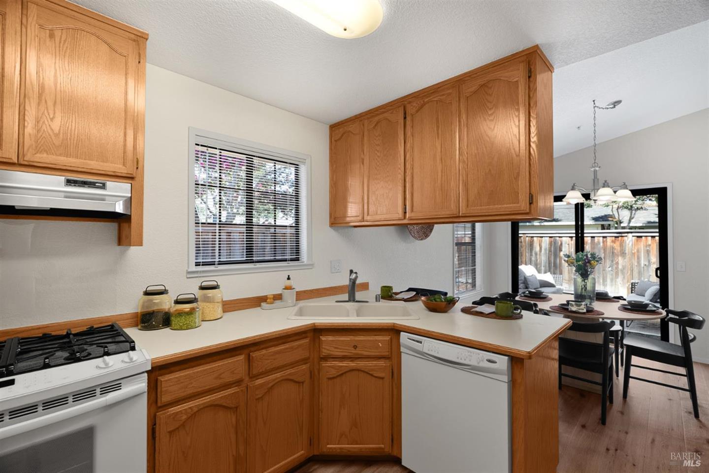 1725 Drake Court photo 13