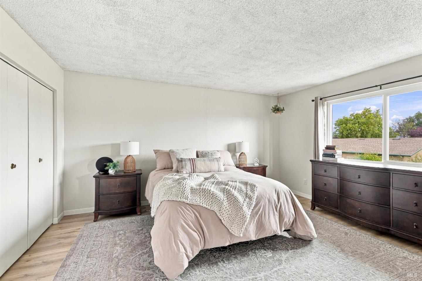 17 Eastside Circle photo 14