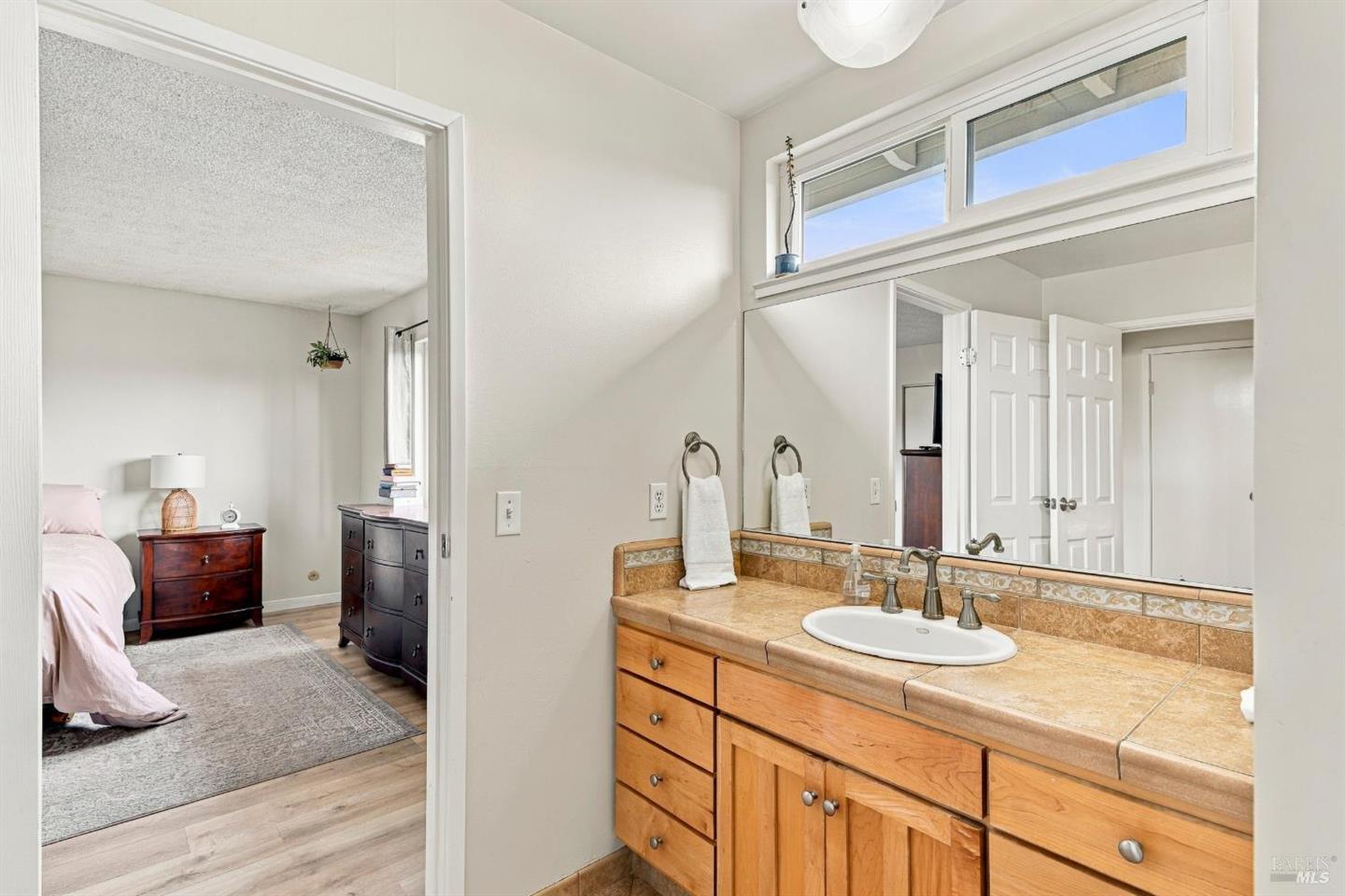17 Eastside Circle photo 18