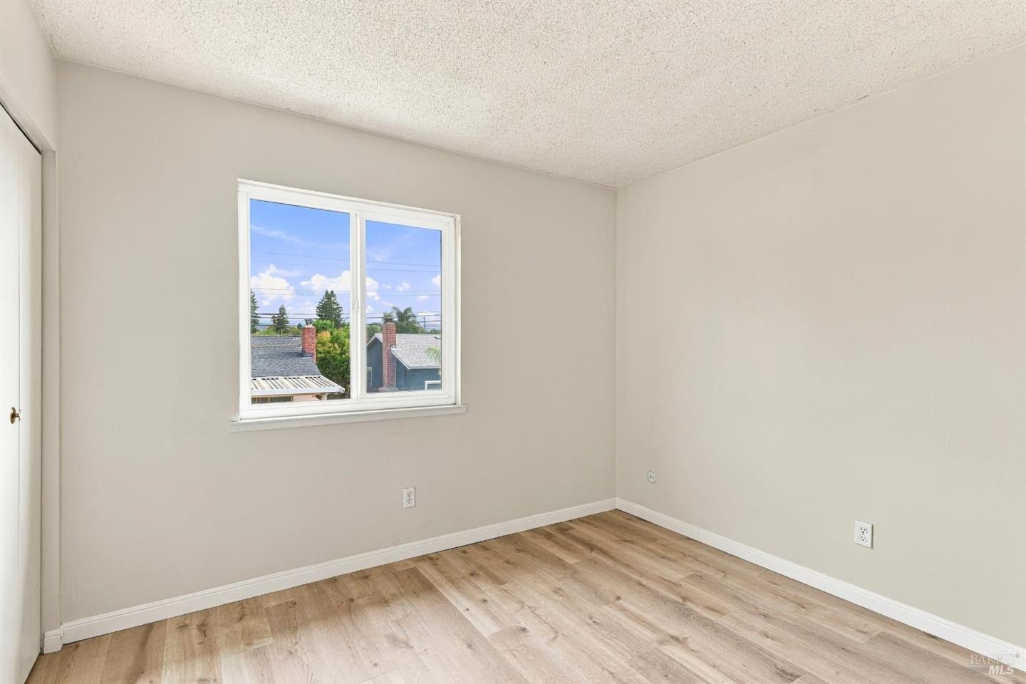 17 Eastside Circle photo 21
