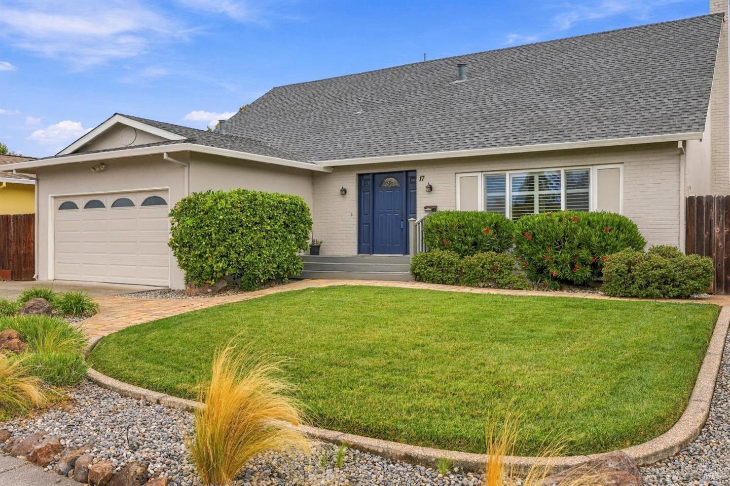 17 Eastside Circle photo 44