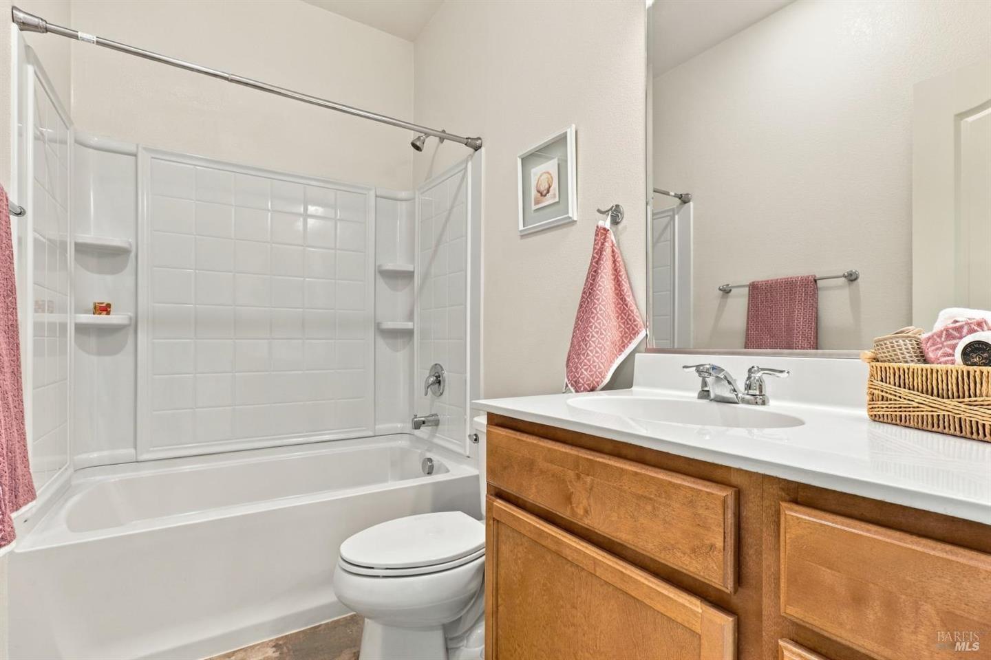 634 Jade Street photo 31