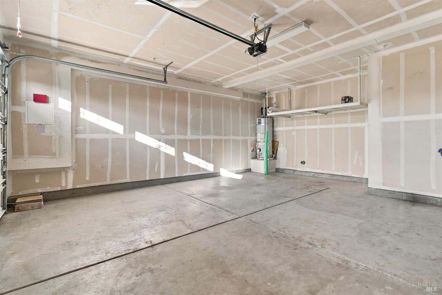 634 Jade Street photo 33