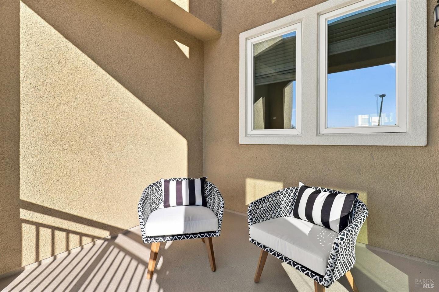 634 Jade Street photo 35