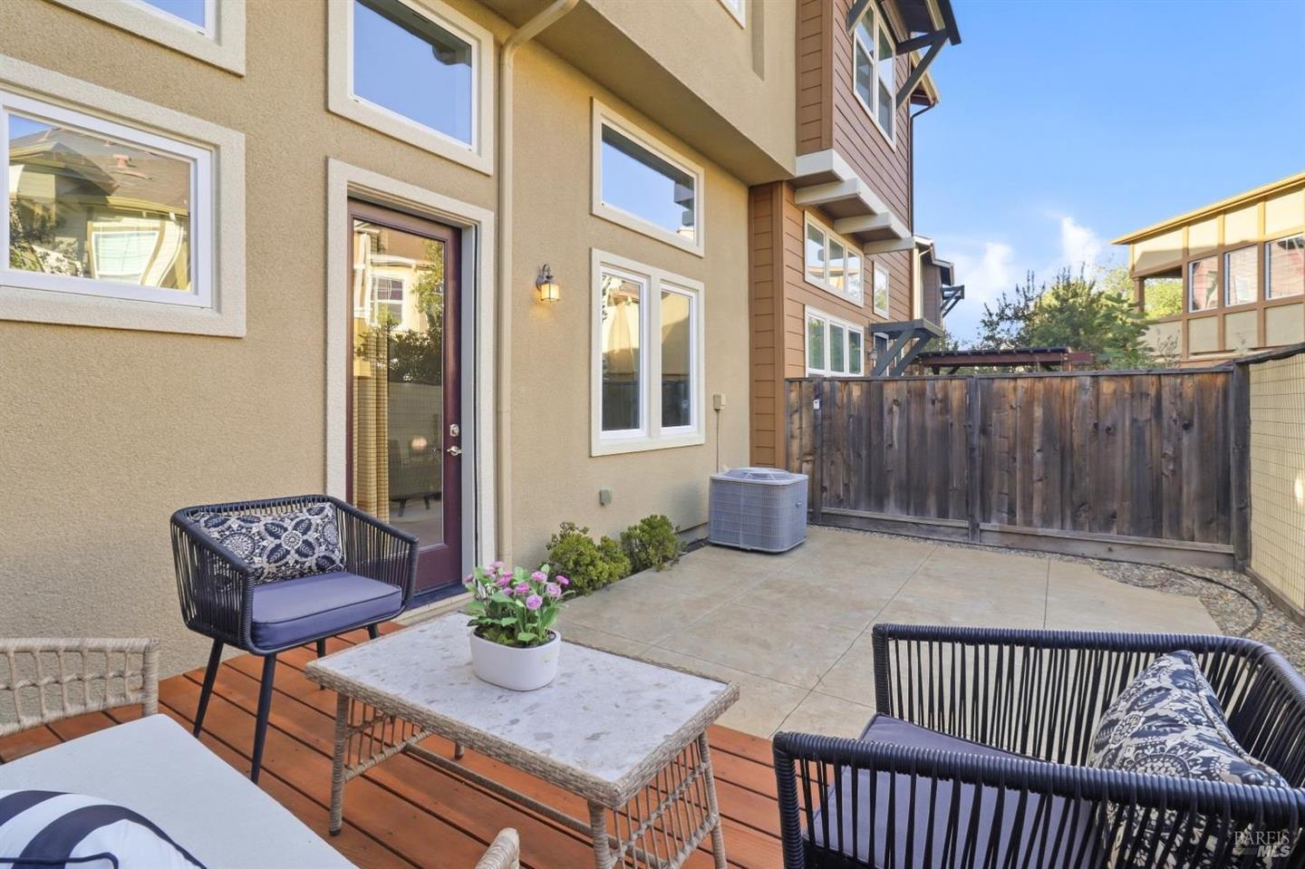 634 Jade Street photo 38