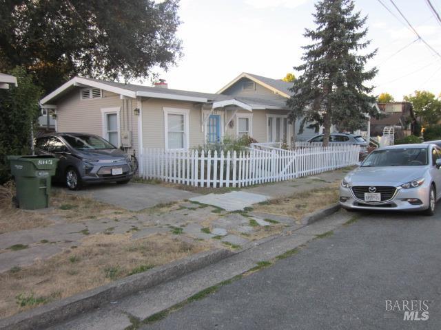 612 G Street, Petaluma, CA 94952/94954