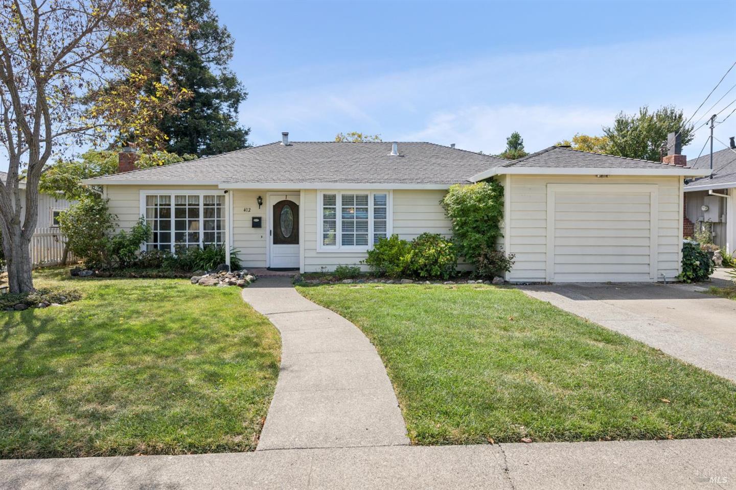 412 Cortez Drive, Petaluma, CA 94952/94954