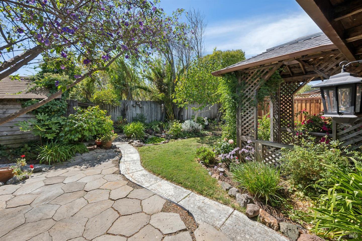 412 Cortez Drive photo 29