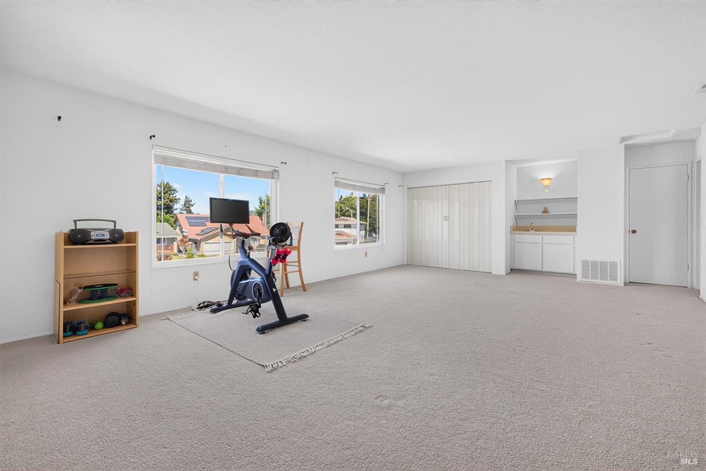 172 Clearview Court photo 30